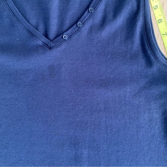 Chico's Sleeveless V-neck Tank Top Navy Blue Chicos Size 4 Women's XXL Size 20 - Picture 13 of 14